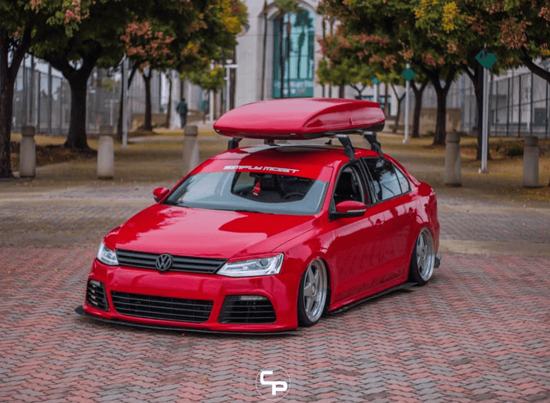 Long clearance cargo box